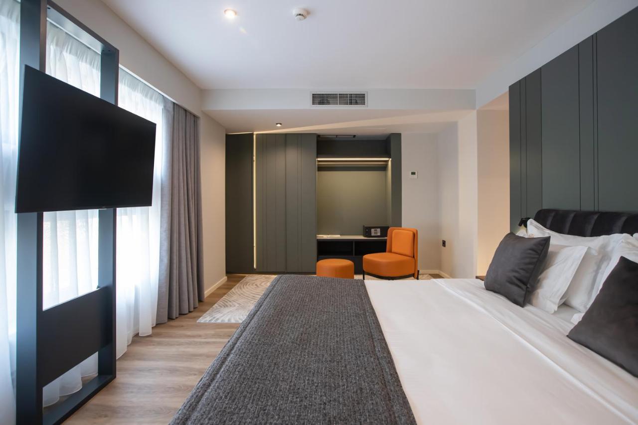 Hotel Elisa Tirana, Affiliated By Melia Kültér fotó